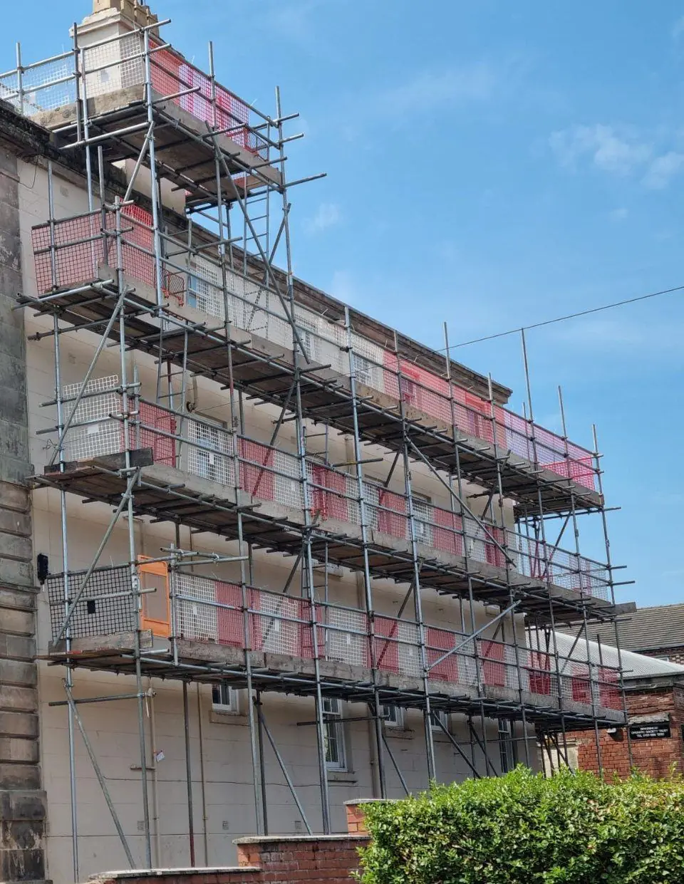 VB Scaffolding commercial project installation